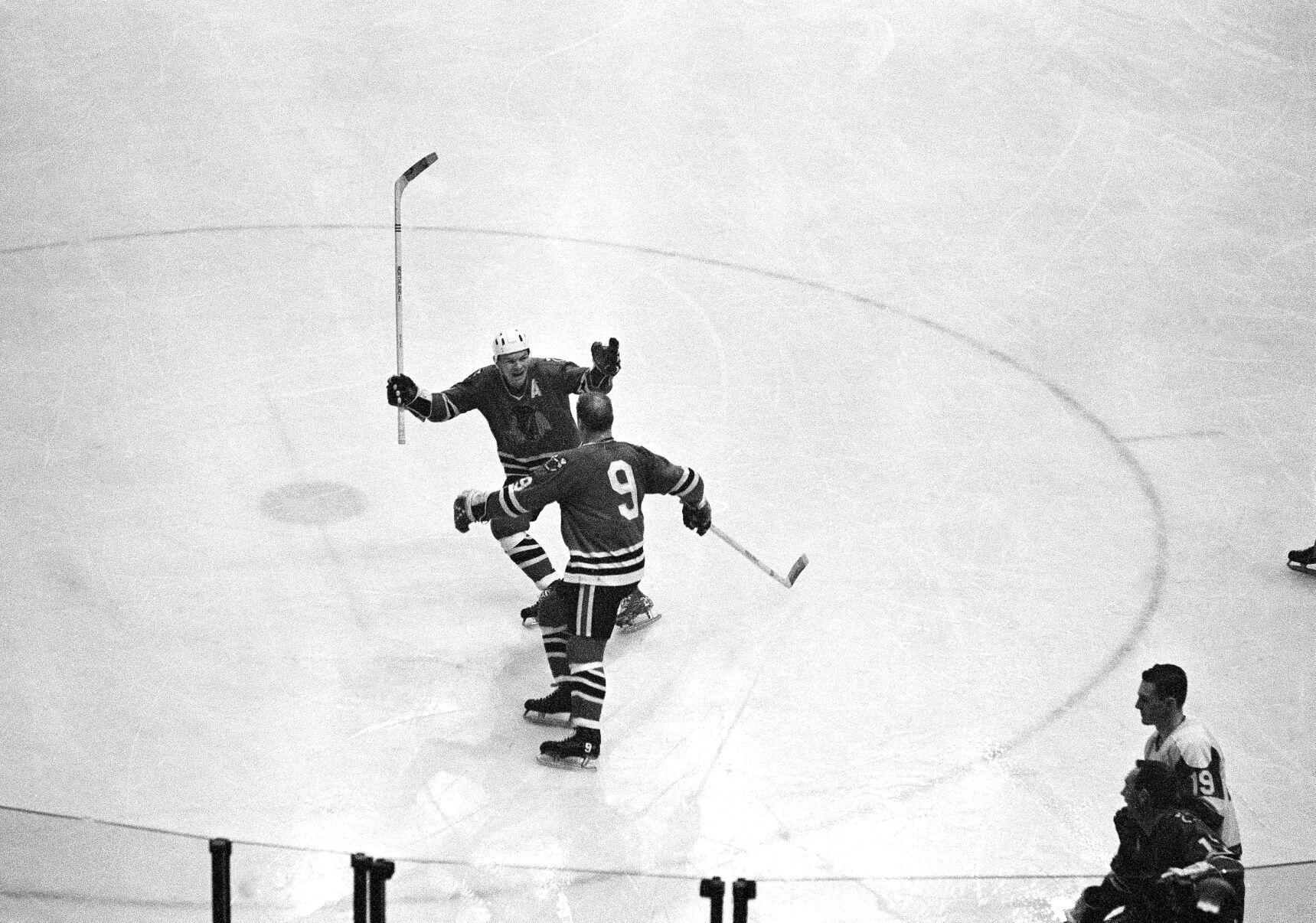1966: Chicago’s Bobby Hull becomes first NHL player to have two 50-goal seasons